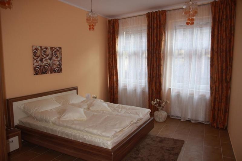 Aparthotel Apart-Lux Bytom Pokoj fotografie