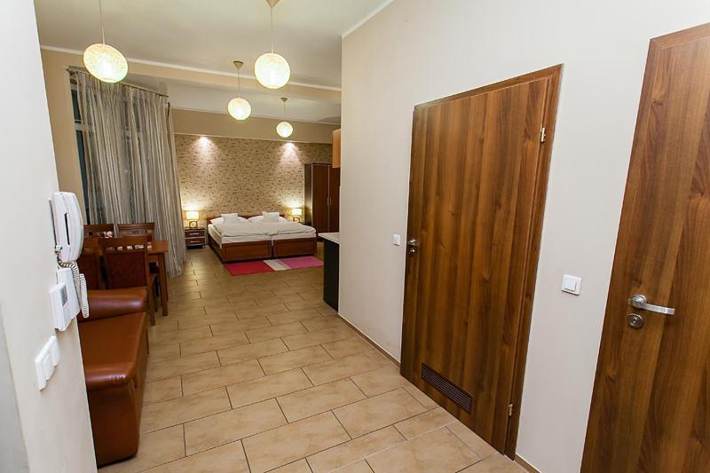 Aparthotel Apart-Lux Bytom Pokoj fotografie