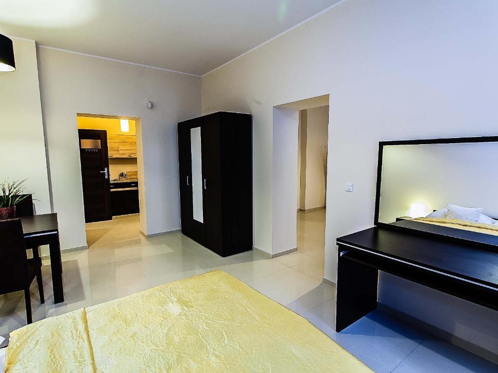 Aparthotel Apart-Lux Bytom Exteriér fotografie