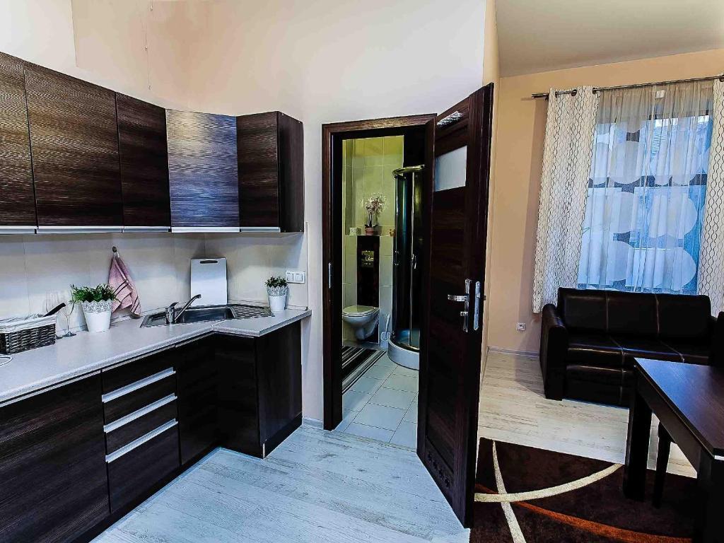 Aparthotel Apart-Lux Bytom Pokoj fotografie